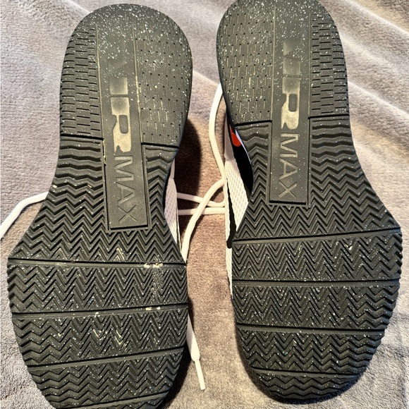 Nike Air Max Sneakers - Picture 7 of 7